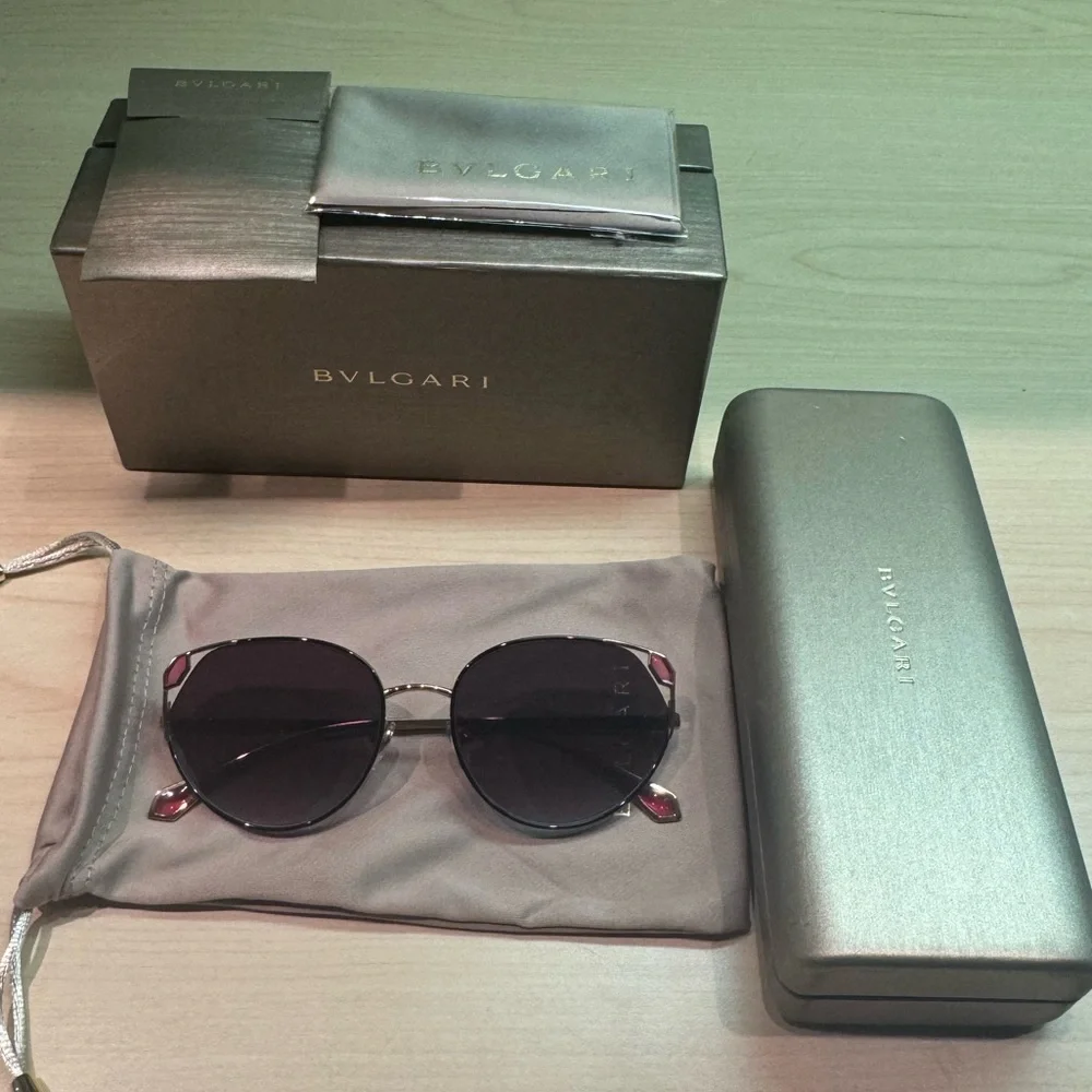 NWT/NIB BVLGARI Cat Eye 56mm Sunglasses - Picture 4 of 9